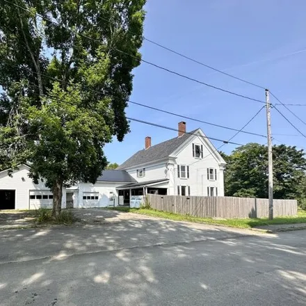 Image 3 - 587 Main Street, Calais, ME 04619, USA - House for sale