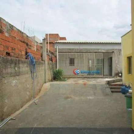 Rent this 2 bed house on Avenida José Gomes de Oliveira in Maria Antônia, Sumaré - SP