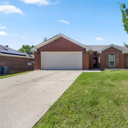 Buy this 3 bed house on 601 Marybeth Drive in Burleson, TX 76028