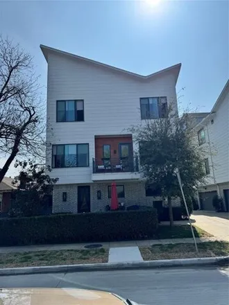 Rent this 2 bed house on 6008 Hudson Street in Dallas, TX 75206