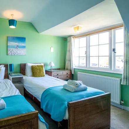 Rent this 5 bed duplex on Aldringham cum Thorpe in IP16 4NN, United Kingdom