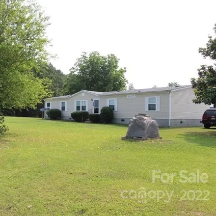 Image 2 - 711 Cedar Creek Road, Anson County, NC 28170, USA - House for sale