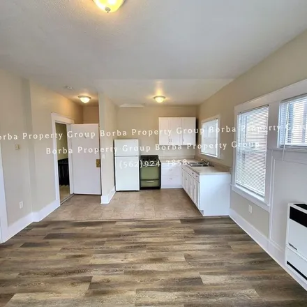 Rent this 1 bed apartment on Bunz Gourmet Burgers in 655 West 7th Street, Los Angeles