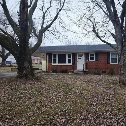 Buy this 3 bed house on 199 West Street in Franklin, KY 42134