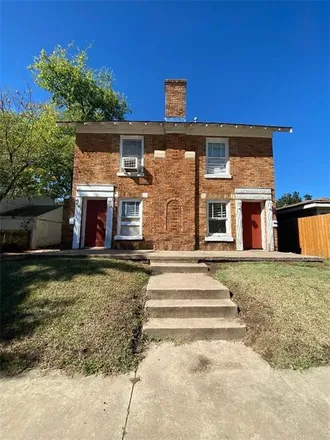 Buy this 4 bed duplex on 1624 South 16th Street in Chickasha, OK 73018