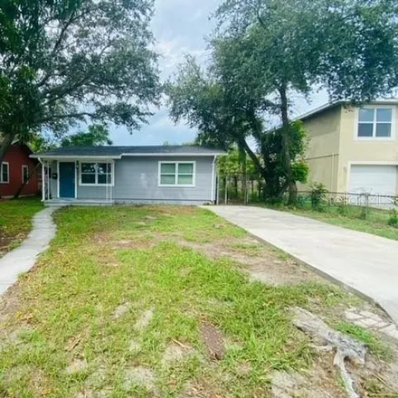 Image 2 - 2019 42nd Street South, Saint Petersburg, FL 33711, USA - House for rent