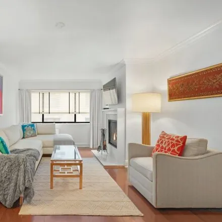 Buy this studio apartment on 7 East 35th Street in New York, NY 10016