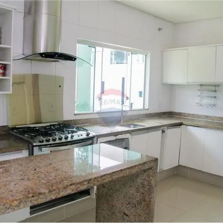 Buy this 5 bed house on Rua Menphis in Tarumã, Manaus -