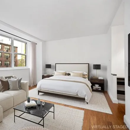 Buy this studio house on 63 East 9th Street in New York, NY 10003