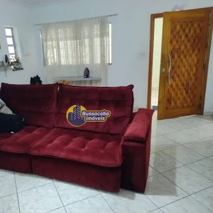 Buy this 3 bed house on Rua Aristides Belline in Jardim Roberto, Osasco - SP