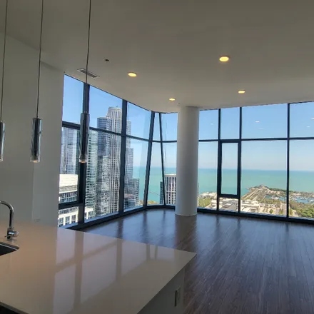 Rent this 3 bed condo on 1328 S Michigan