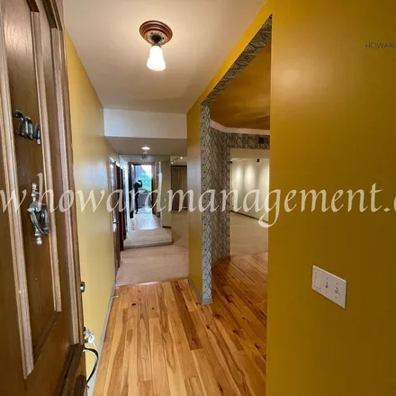 Rent this 2 bed apartment on Sunset & Barrington in West Sunset Boulevard, Los Angeles