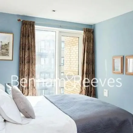 Image 7 - 8 Kew Bridge Road, Strand-on-the-Green, London, TW8 0FD, United Kingdom - Apartment for rent
