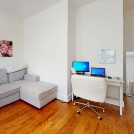 Rent this 1 bed apartment on #2,4549 North Albany Avenue in Albany Park, Chicago
