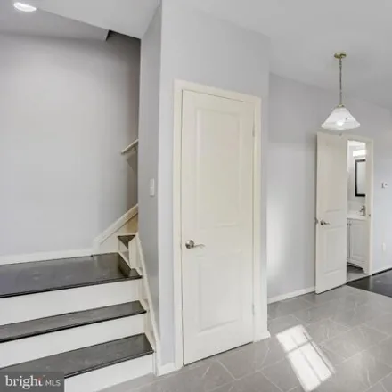 Image 4 - 232 Brown Street, Philadelphia, PA 19123, USA - House for rent