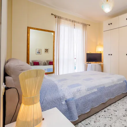 Rent this 5 bed room on Via Leo Longanesi in 20139 Milan MI, Italy
