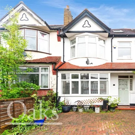 Rent this 5 bed townhouse on Briar Road in London, SW16 4LT