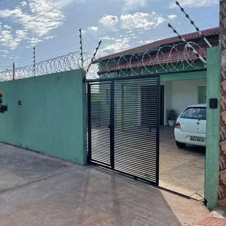 Buy this 4 bed house on Rua Antônio Rodrigues Aranda in Pacaembu, Londrina - PR