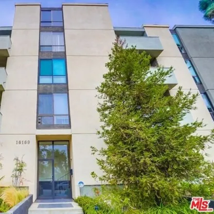 Rent this 2 bed condo on 16185 West Sunset Boulevard in Los Angeles, CA 90402