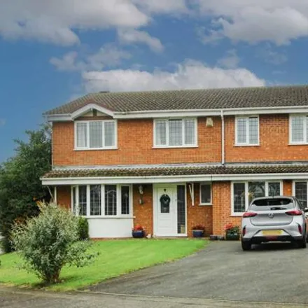 Buy this 5 bed house on Dart in Tamworth, B77 5QD