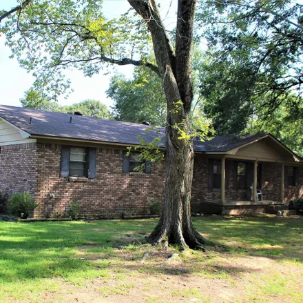 Buy this 3 bed house on 404 Melton Drive in Lonoke, AR 72086