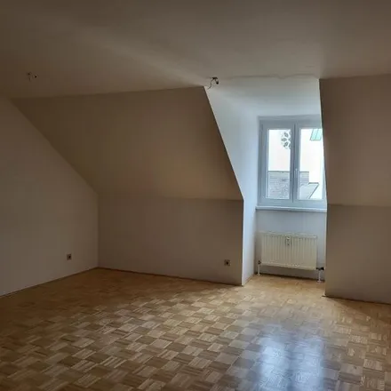 Rent this 2 bed apartment on Stadtplatz 1 in 4600 Wels, Austria