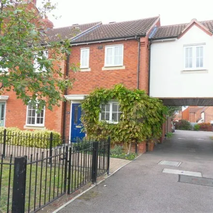 Rent this 2 bed townhouse on Arlington Road in Tewkesbury, GL20 7RP