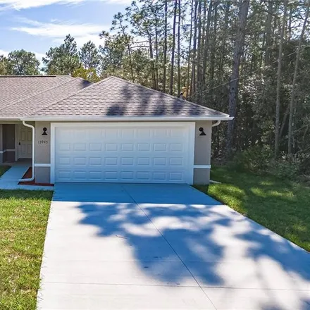 Buy this 4 bed house on Southwest 151st Street in Marion County, FL 34473