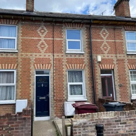 Rent this 2 bed townhouse on Jamiat Ahl-alHadith in 29-31 Cumberland Road, Reading