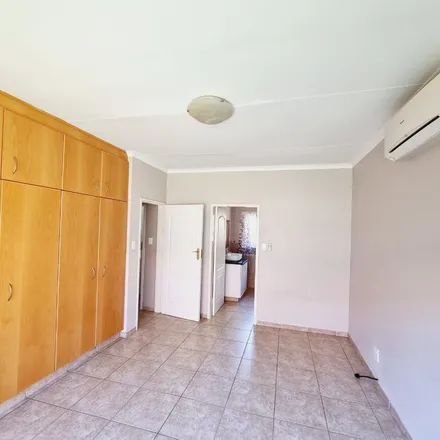 Image 5 - Flamwood Drive, Adamayview, Klerksdorp, 2571, South Africa - Townhouse for rent