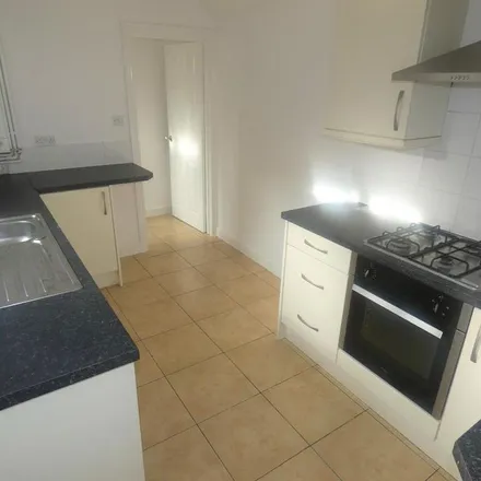 Rent this 2 bed townhouse on Cemetery Road in Bridgend, CF31 1NB