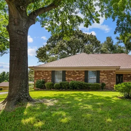 Buy this 3 bed house on 4711 Dundee Drive in Tyler, TX 75703