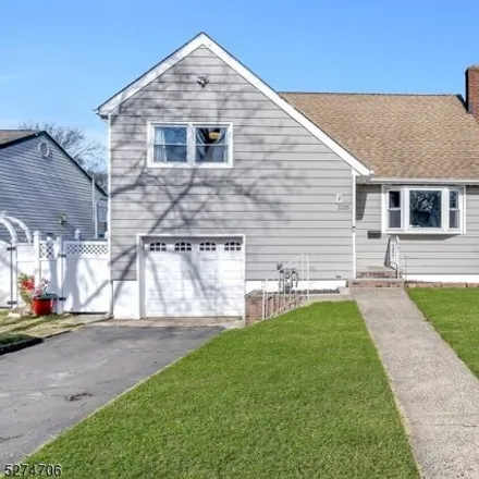 Buy this 3 bed house on 1123 Richmond Place in Union, NJ 07083