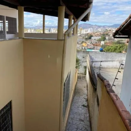 Buy this 4 bed house on Avenida Silviano Brandão in Floresta, Belo Horizonte - MG