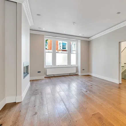 Image 2 - Oxberry Avenue, London, SW6 5SP, United Kingdom - Townhouse for rent