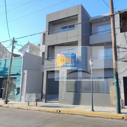 Buy this studio apartment on 25 de Mayo in Partido de Lomas de Zamora, Temperley