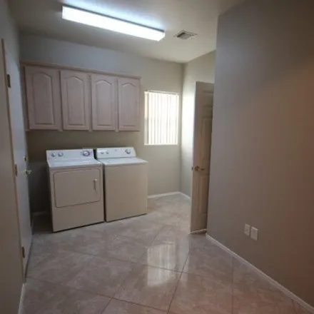 Image 4 - 2110 Mountain City Street, Henderson, NV 89052, USA - House for rent
