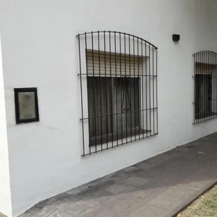 Buy this 3 bed house on Calle 33 19 in Partido de Veinticinco de Mayo, 6660 Veinticinco de Mayo