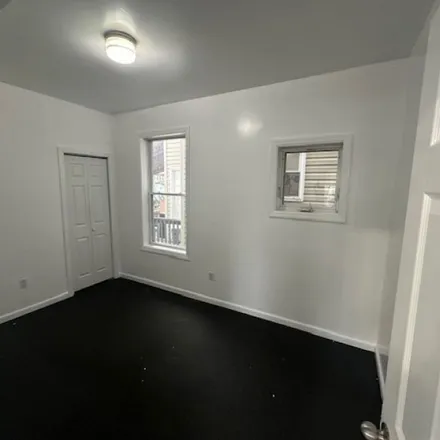 Image 7 - 897 East 22nd Street, Paterson, NJ 07513, USA - Apartment for rent