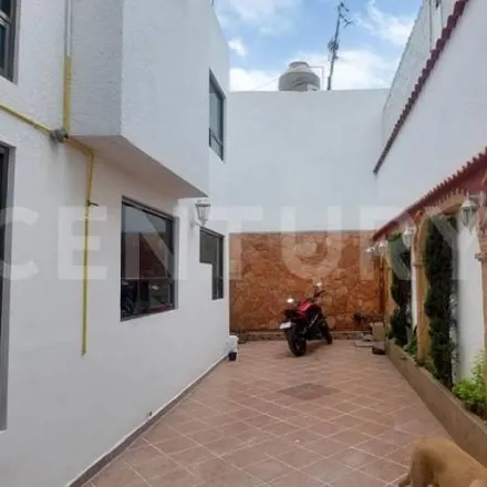 Buy this 4 bed house on Calle Lago Valparaíso 45 in Colonia Ampliación Torreblanca, 11289 Santa Fe