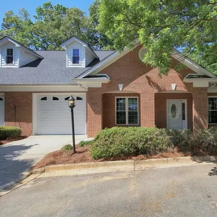 Buy this 3 bed condo on 309 Knops Nob Drive in Mooresville, NC 28115