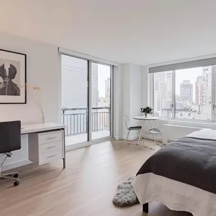Rent this studio apartment on The Vogue in 990 6th Avenue, New York
