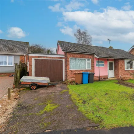Buy this 3 bed house on 41 Highlands Road in Hadleigh, IP7 5HL