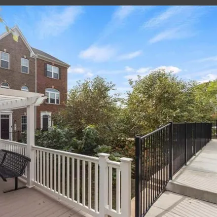 Image 3 - 4812 Crestview Drive, Hyattsville, MD 20782, USA - Townhouse for rent