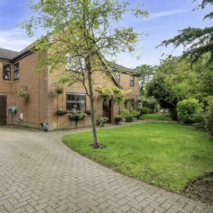 Buy this 6 bed house on St Nicholas in St Nicholas Way, Bawtry