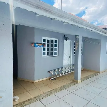 Rent this 3 bed house on Rua Vilson de Oliveira in Adventista Campineiro, Hortolândia - SP