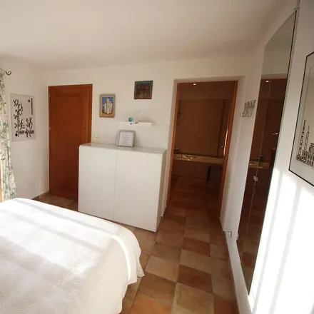 Rent this 2 bed apartment on 06140 Tourrettes-sur-Loup