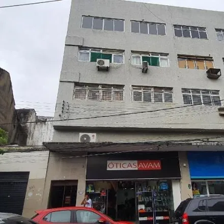 Buy this 2 bed apartment on Avenida Manoel Borba 71 in Boa Vista, Recife - PE