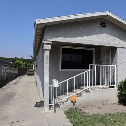 Buy this 5 bed house on 8507 South Olive Street in Los Angeles, CA 90003