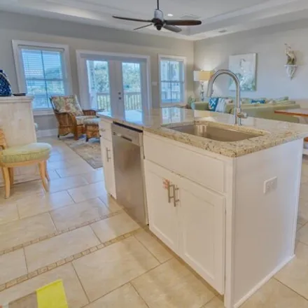 Image 9 - Go Fish, 1024 West Gulf Beach Drive, Franklin County, FL 32328, USA - House for sale